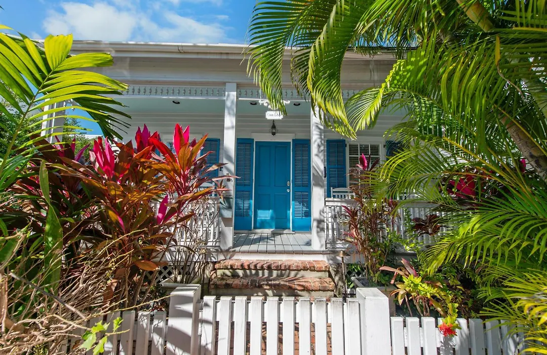 Casa Loca-1